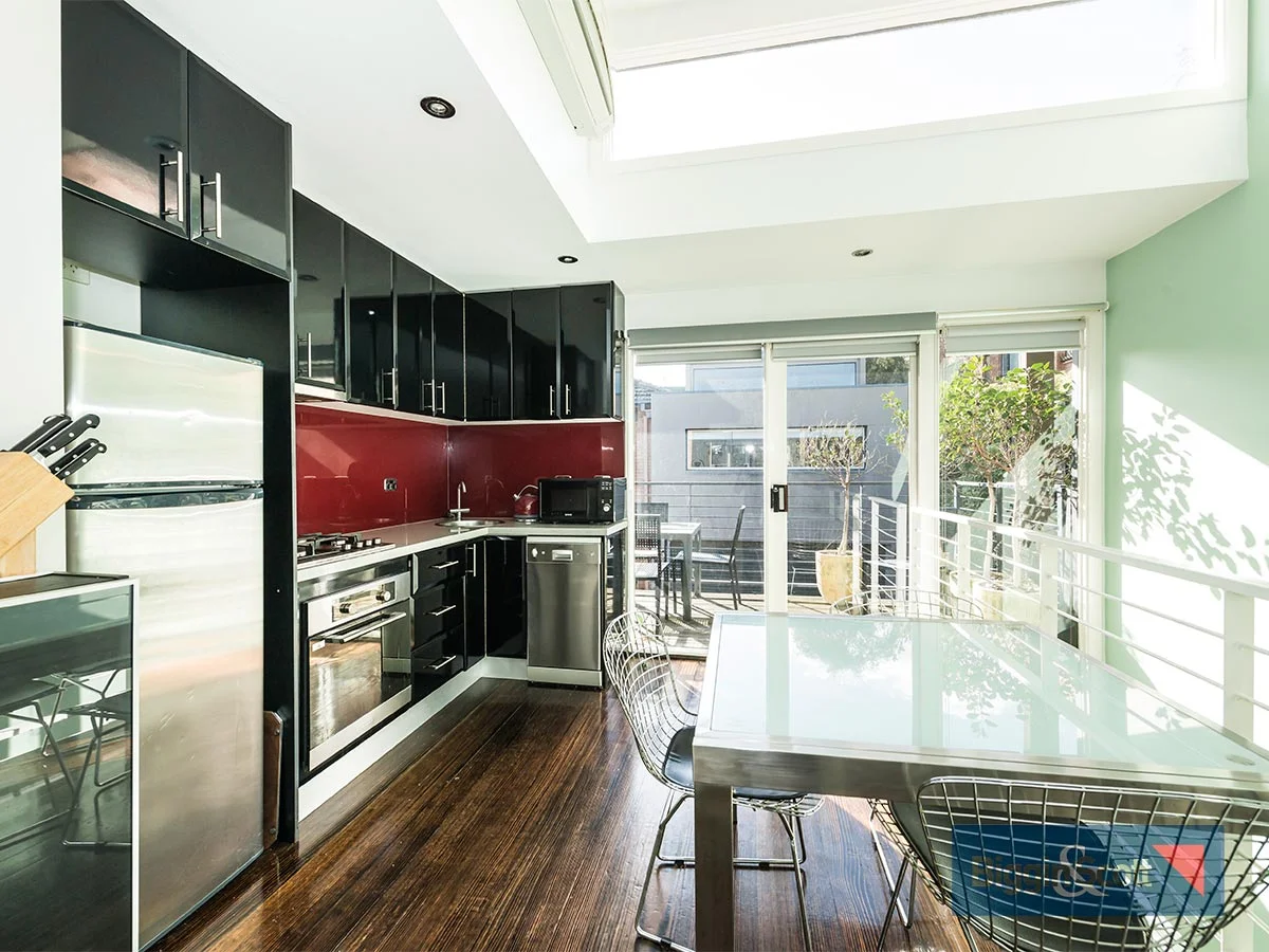 6/2 Ravens Grove, St Kilda East VIC 3183