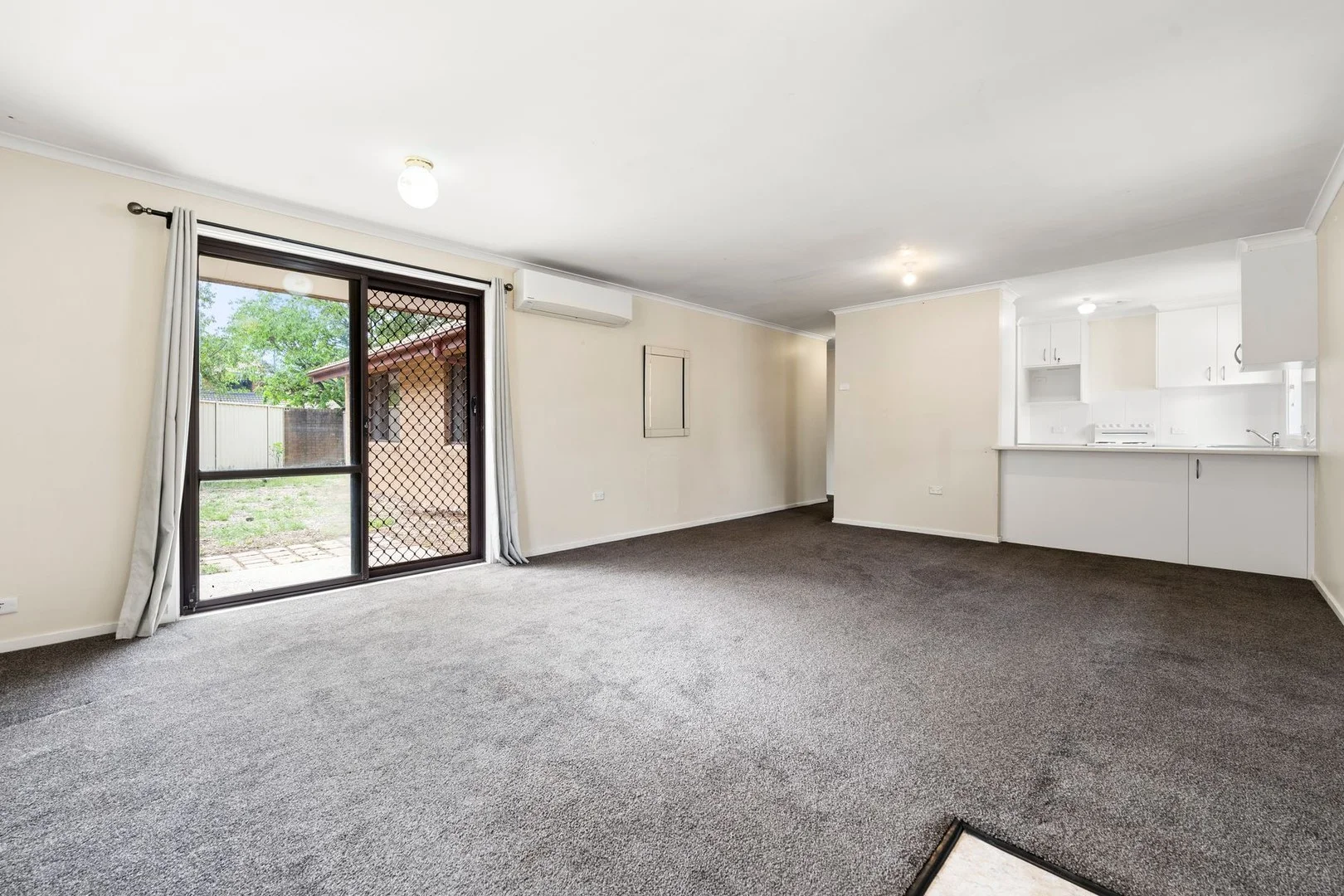 9 BOULTON CLOSE, Scullin ACT 2614