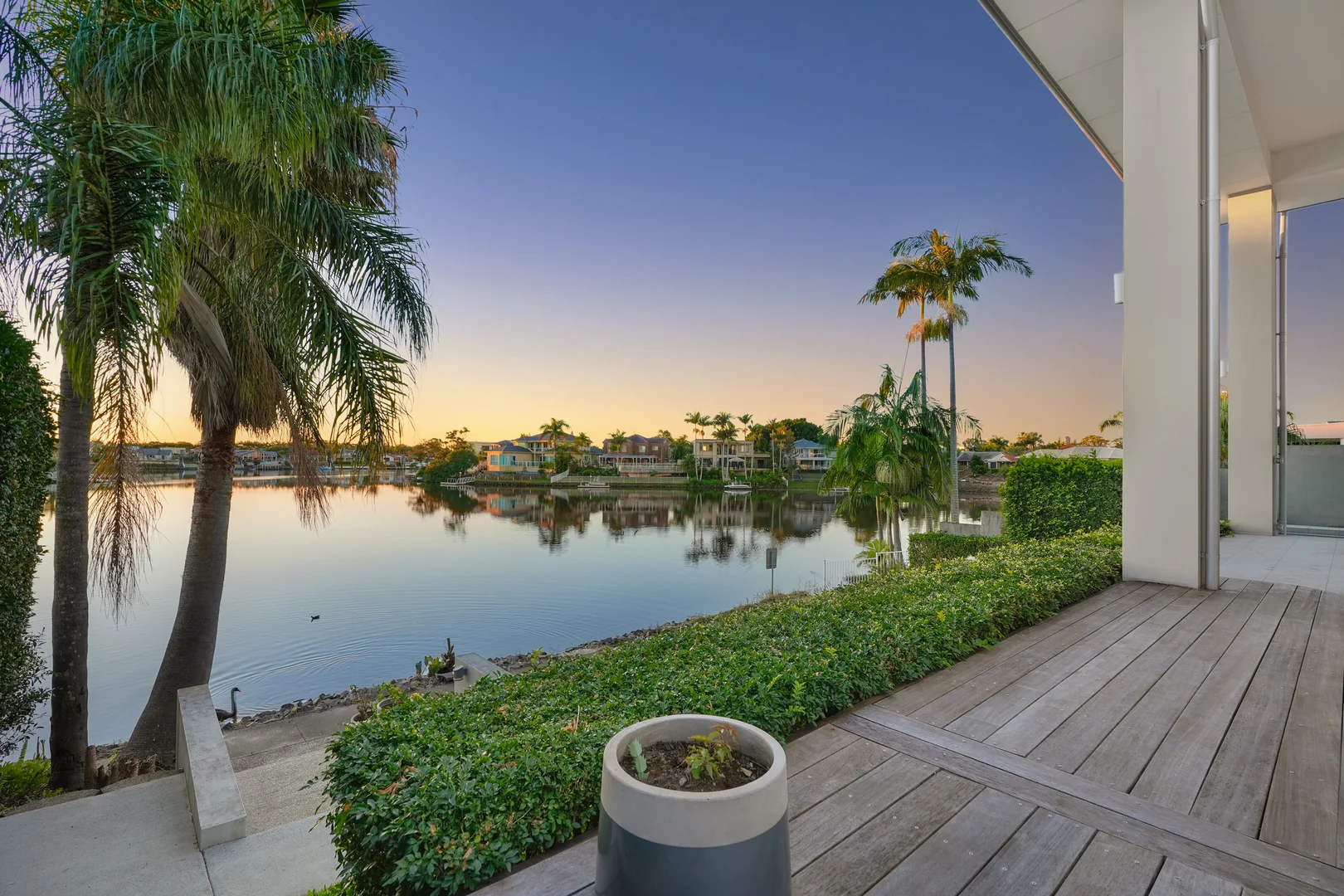 Additional image 34 of 37 Martinique Way, Clear Island Waters QLD 4226