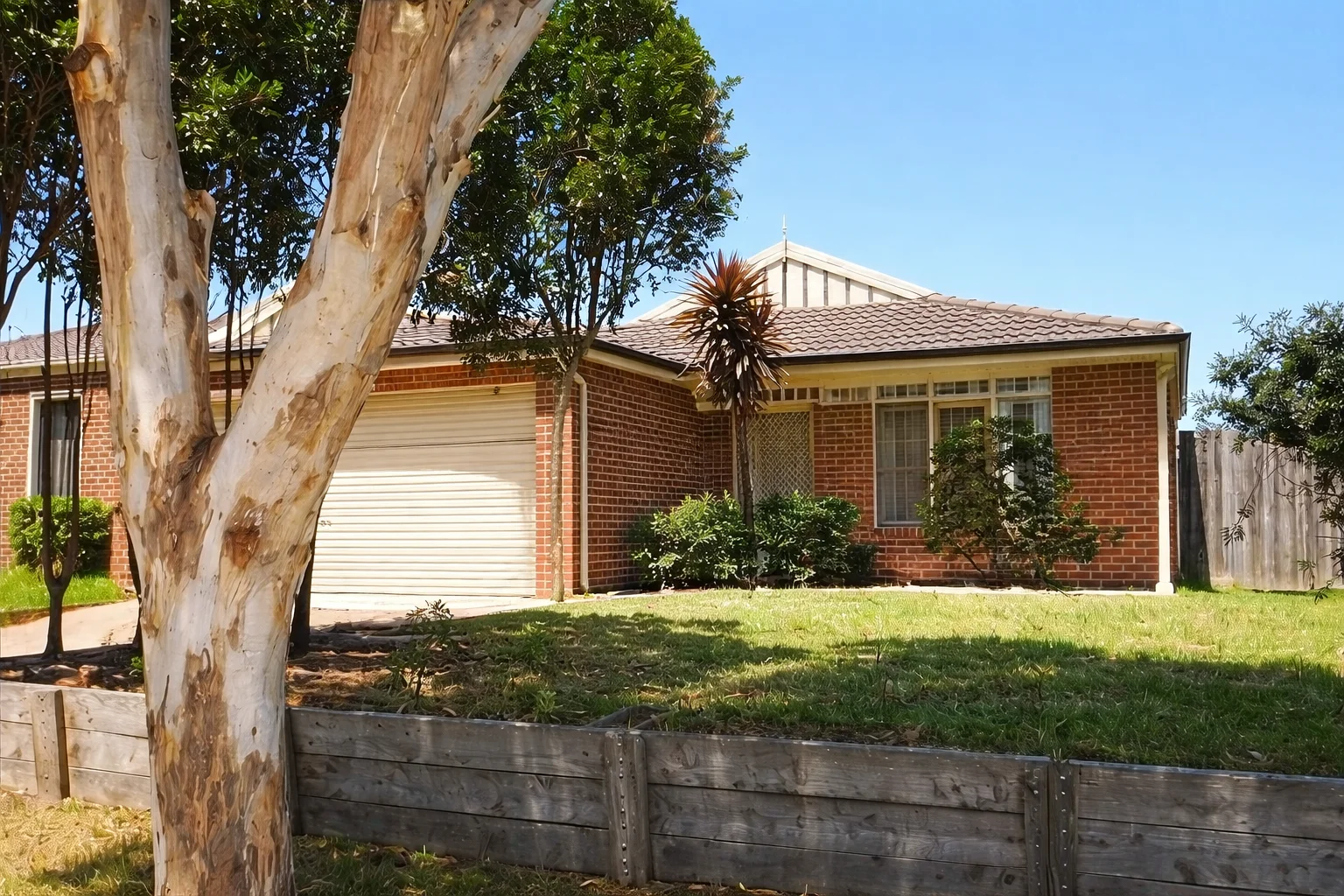 10 Coco Parade, Skye VIC 3977