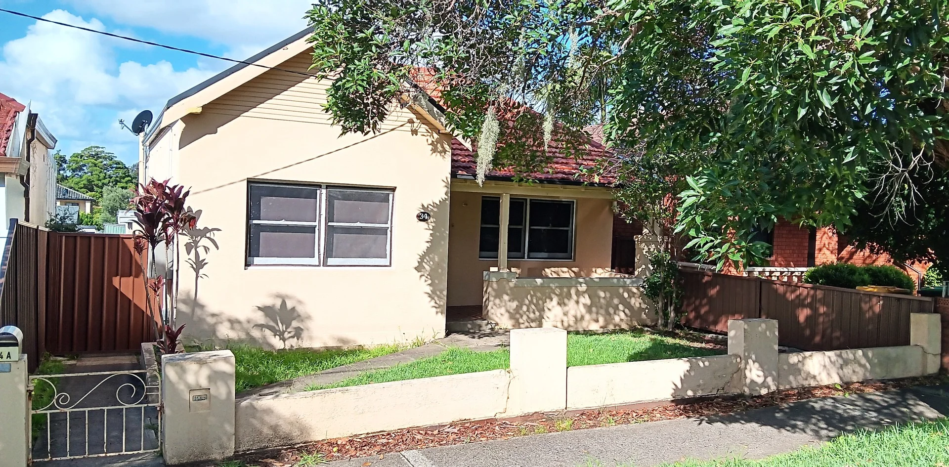 34 Beauchamp St, Wiley Park NSW 2195