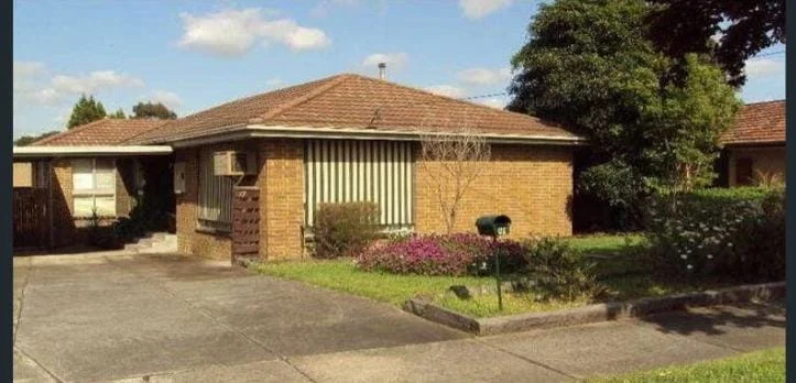 17 Peppercorn Parade Epping, Epping VIC 3076