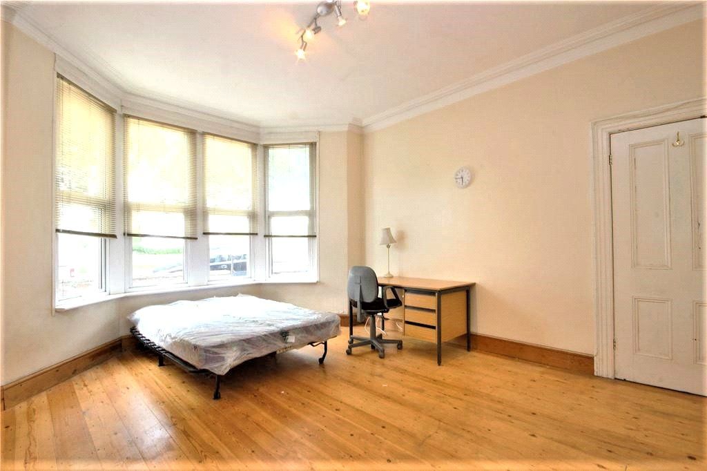 Additional image 14 of 4 bed detached house to rentGloucester Road, Horfield, Bristol, Somerset BS7