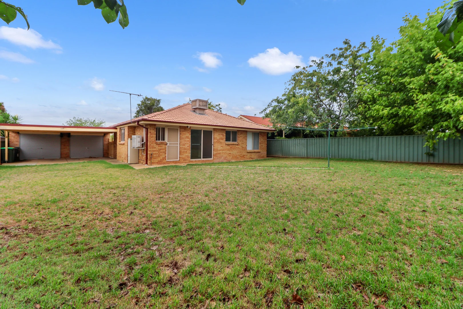Additional image 12 of 3 Tikki Place, Glenfield Park NSW 2650