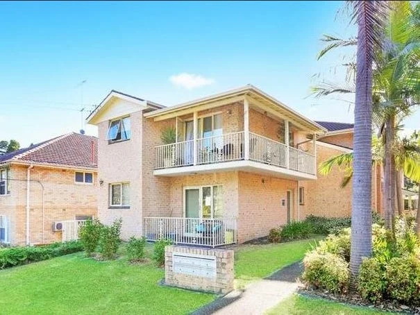 10 Oatley Parade, Oatley NSW 2223