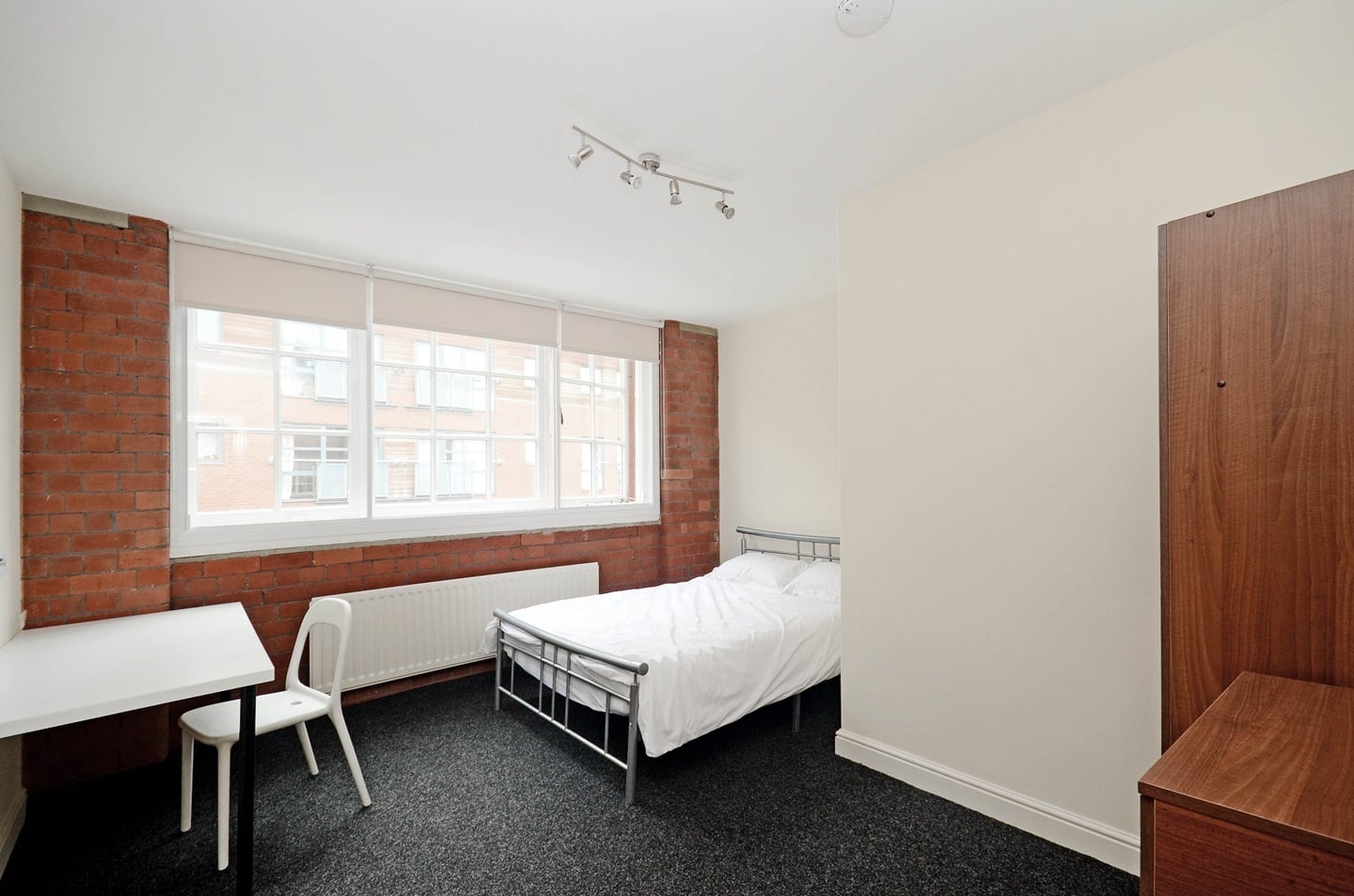 Room in a Shared Flat, Bells Square, S1, N1 7GU photo 5