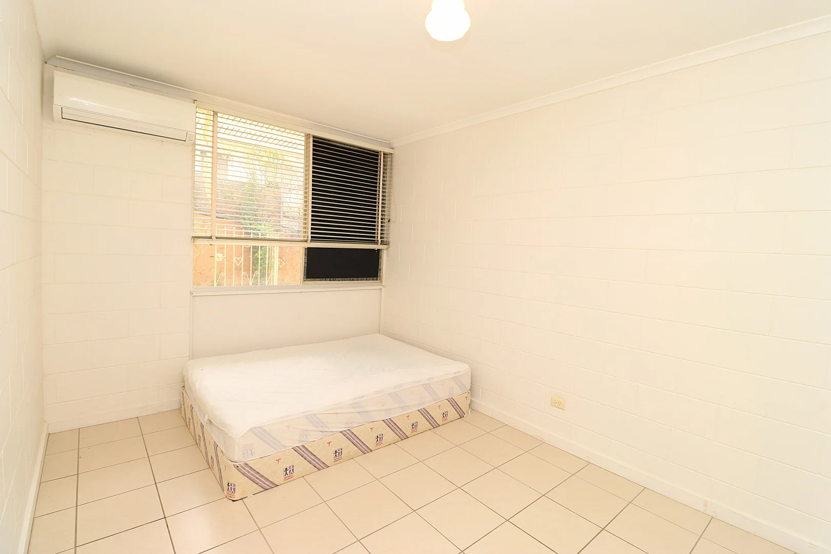 Additional image 3 of Unit 5/17 George St, Mount Isa QLD 4825