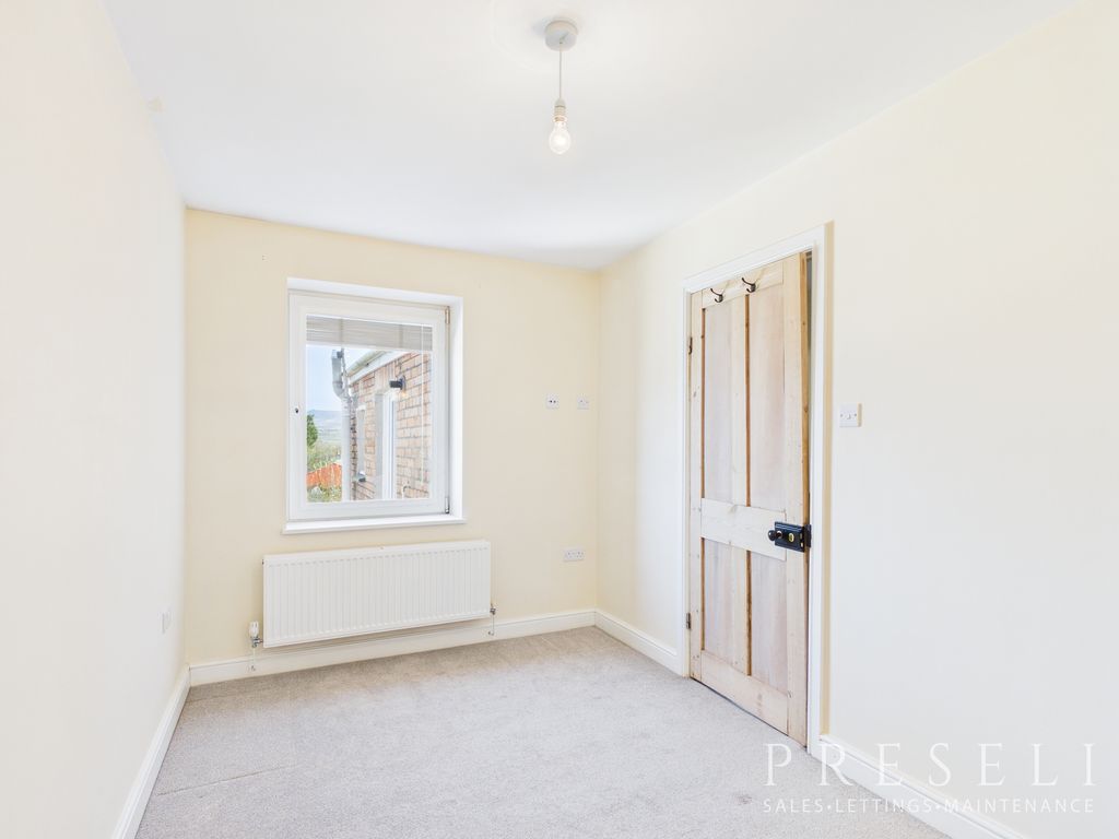 Additional image 7 of 2 bed terraced house to rentWallis Street, Fishguard SA65