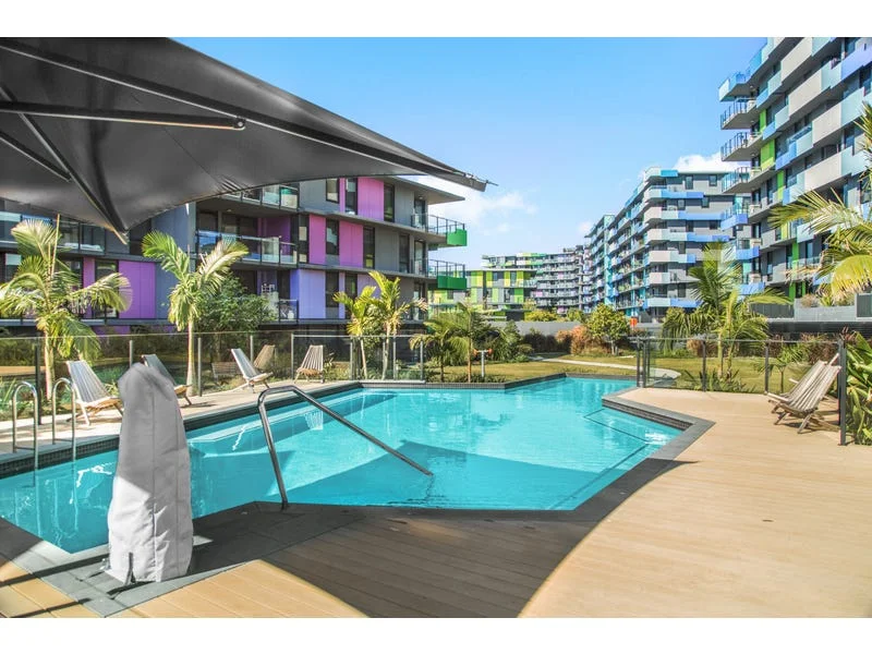 17B Village Boulevard, Southport QLD 4215