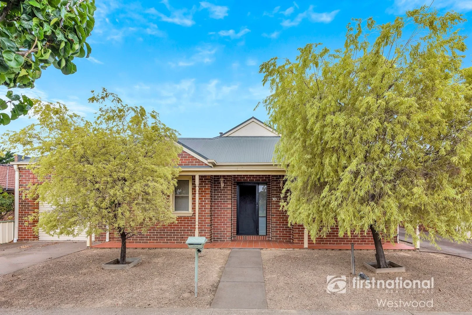 1/105 Hogans Road, Hoppers Crossing VIC 3029