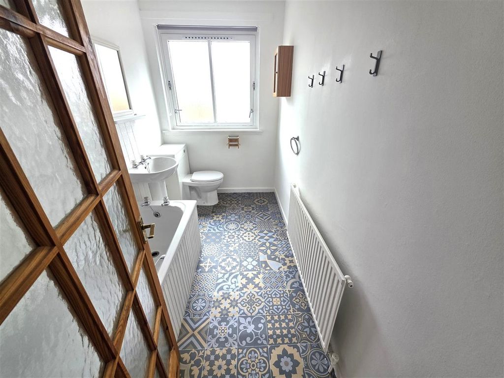 Additional image 6 of 2 bed flat to rentMarkethill Road, Village, East Kilbride G74