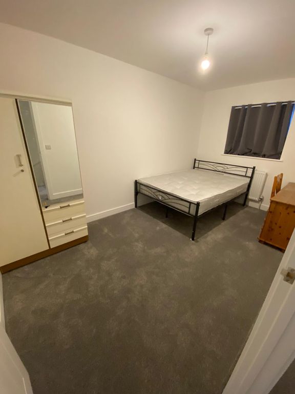 Additional image 2 of 3 bed end terrace house to rentHorsebridge Hill, Newport PO30