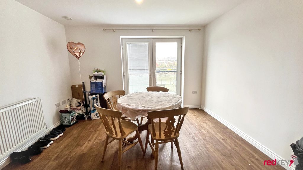 Additional image 3 of 2 bed flat to rentRodney Road, Newport NP19