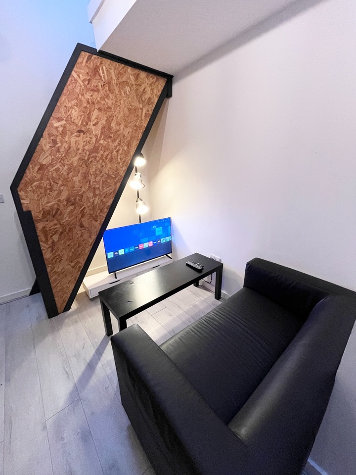 Studio Flat, Sir Thomas House, L1, N1 7GU photo 2