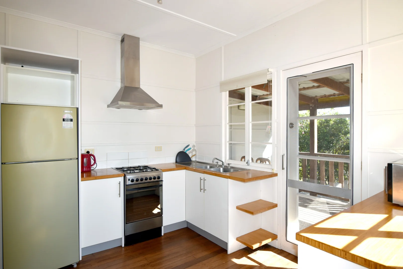Additional image 5 of 22B Golding Street, Barney Point QLD 4680