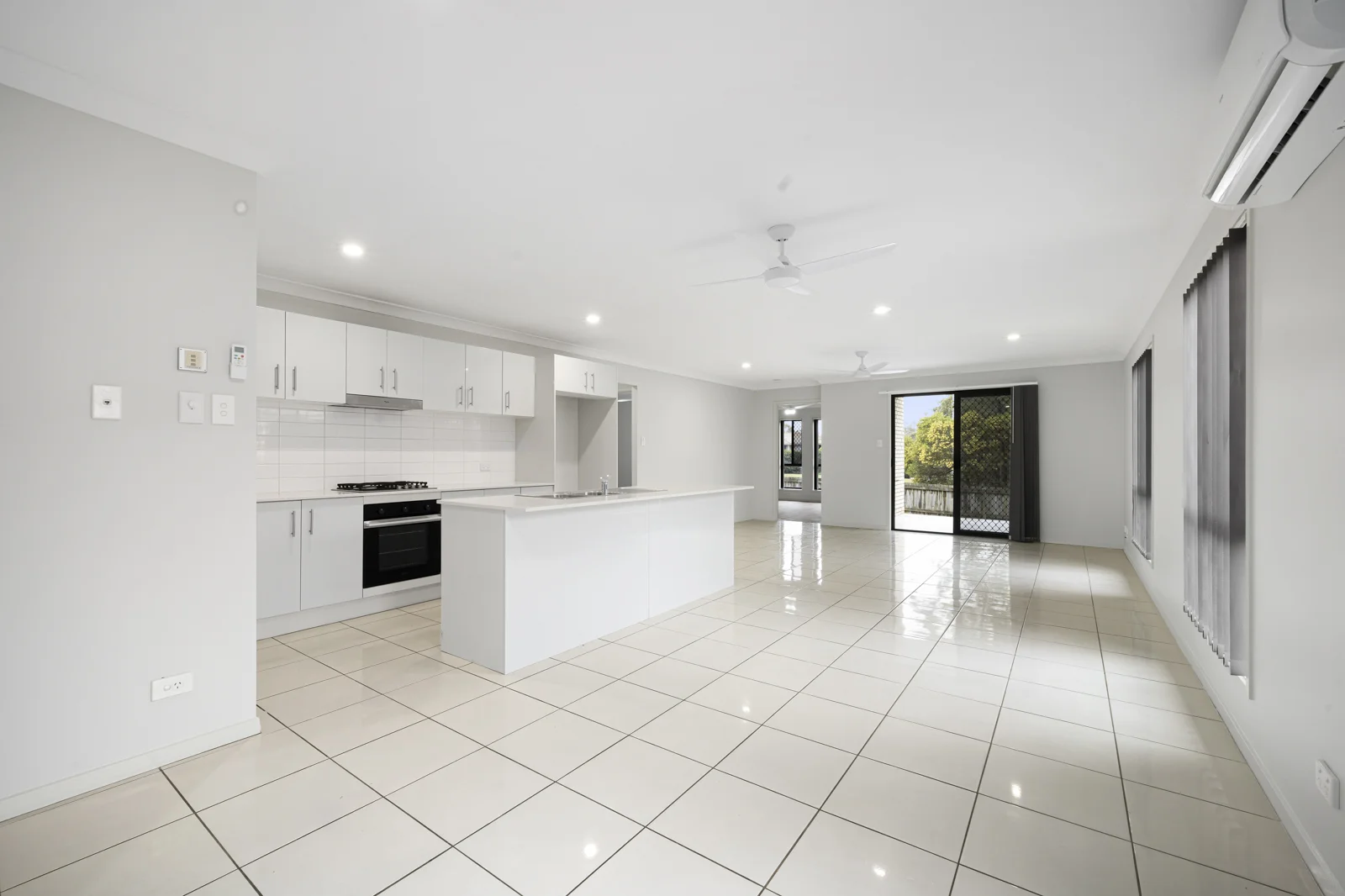 Additional image 3 of 18 Airedale Ct, Berrinba QLD 4117