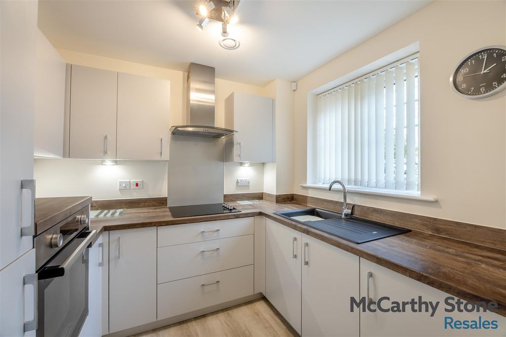 Additional image 5 of 1 bed flat for saleHooton Road, Willaston, Neston CH64