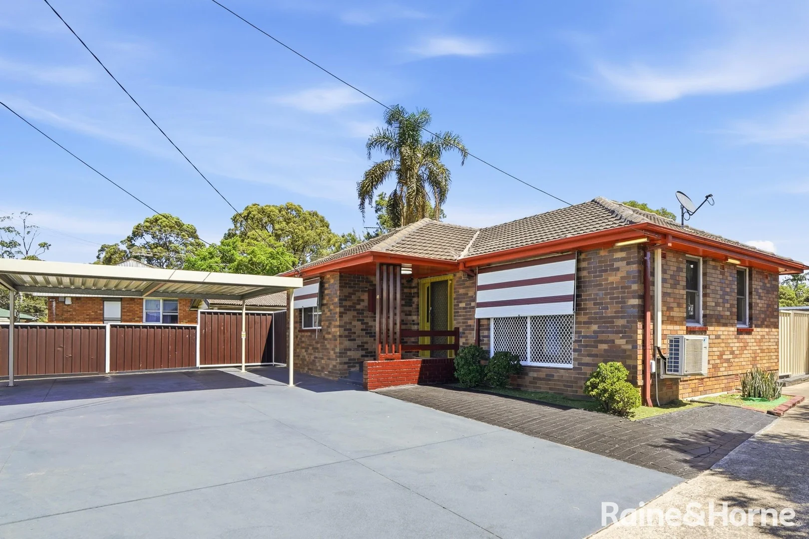 40 Halmahera Crescent, Lethbridge Park NSW 2770