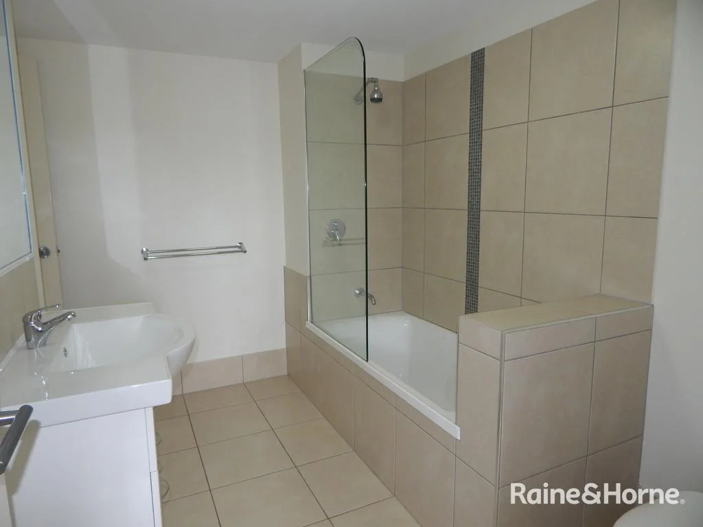 Additional image 11 of 5/50 Shannon Crescent, Dysart QLD 4745