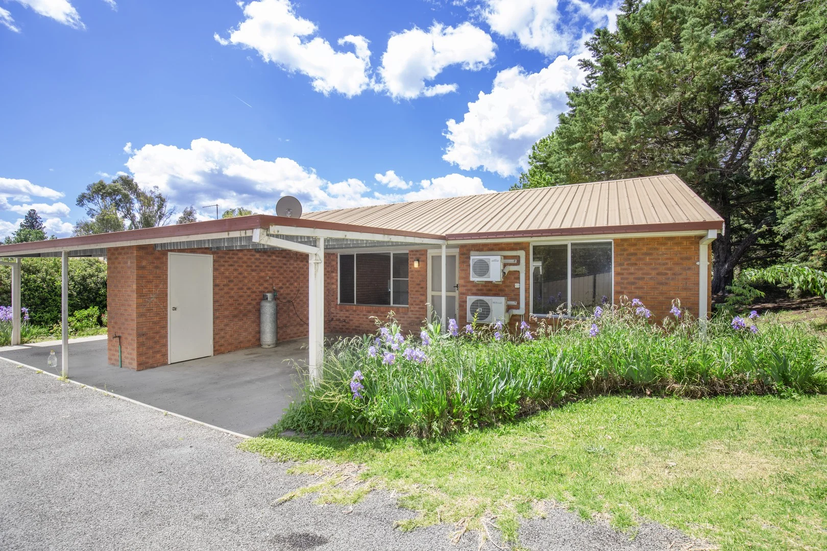 8/20 Queen Street, Uralla NSW 2358