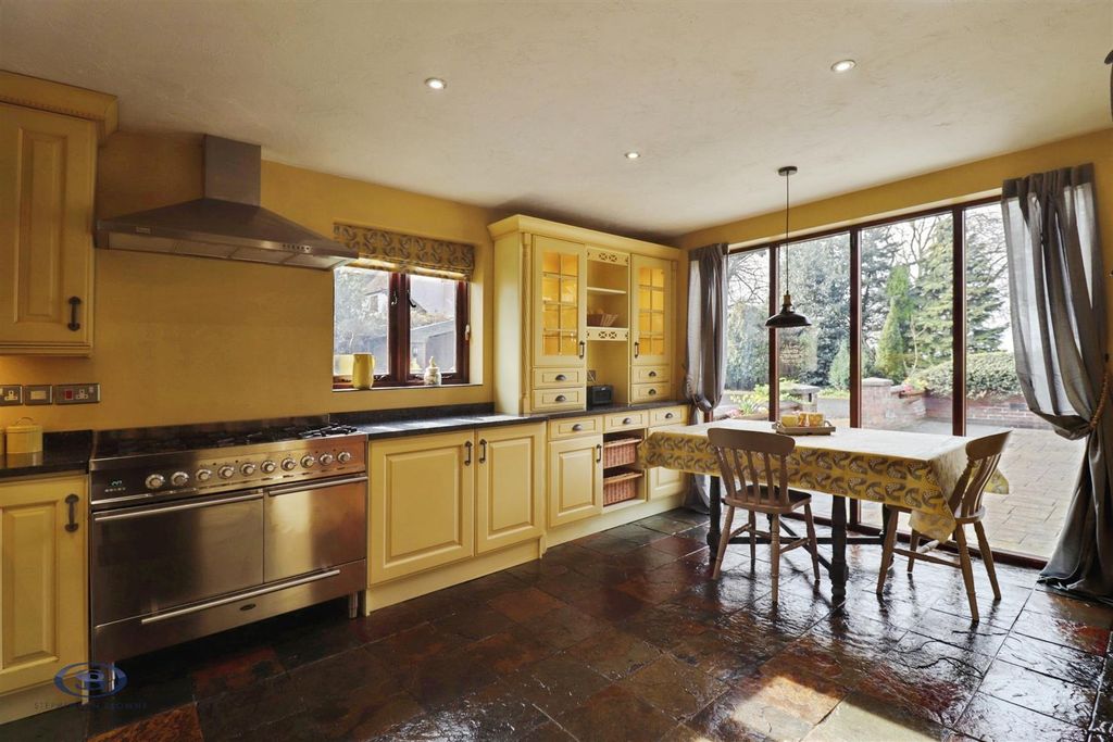Additional image 6 of 4 bed property to rentChurch Lane, Church Lawton ST7