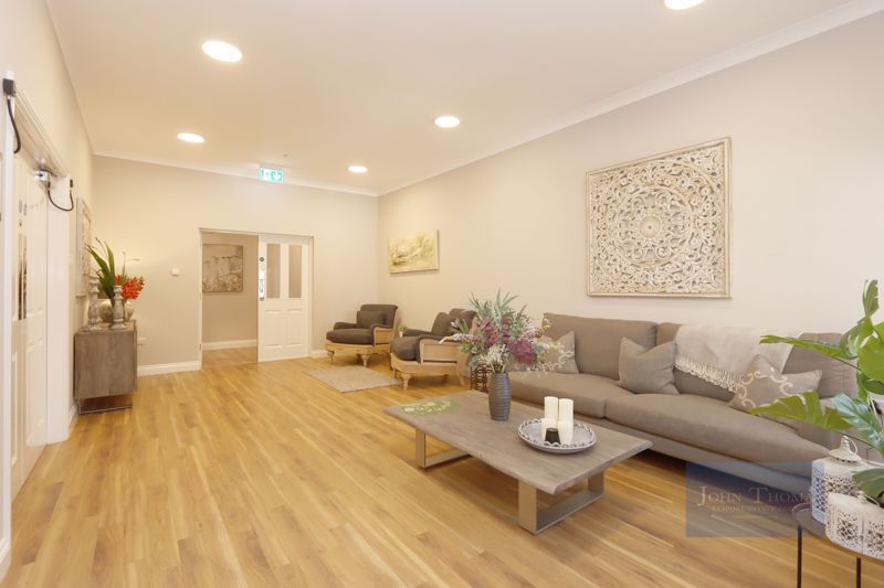 Additional image 4 of 2 bed flat to rentThe Canopy, Lambourne Road, Chigwell IG7