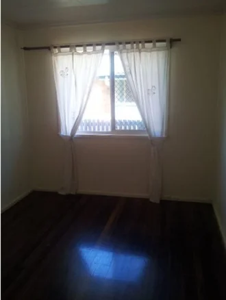 Additional image 6 of 77 Aspinall St, Leichhardt QLD 4305