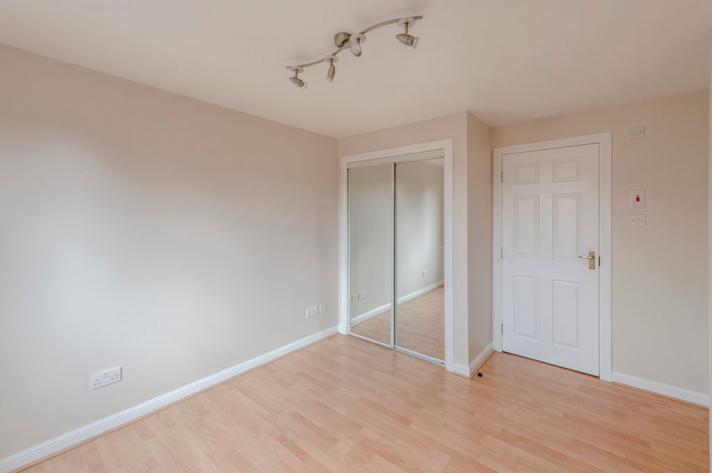 Additional image 10 of 2 bed flat to rentBroomhill Court, Stirling, Stirling FK9