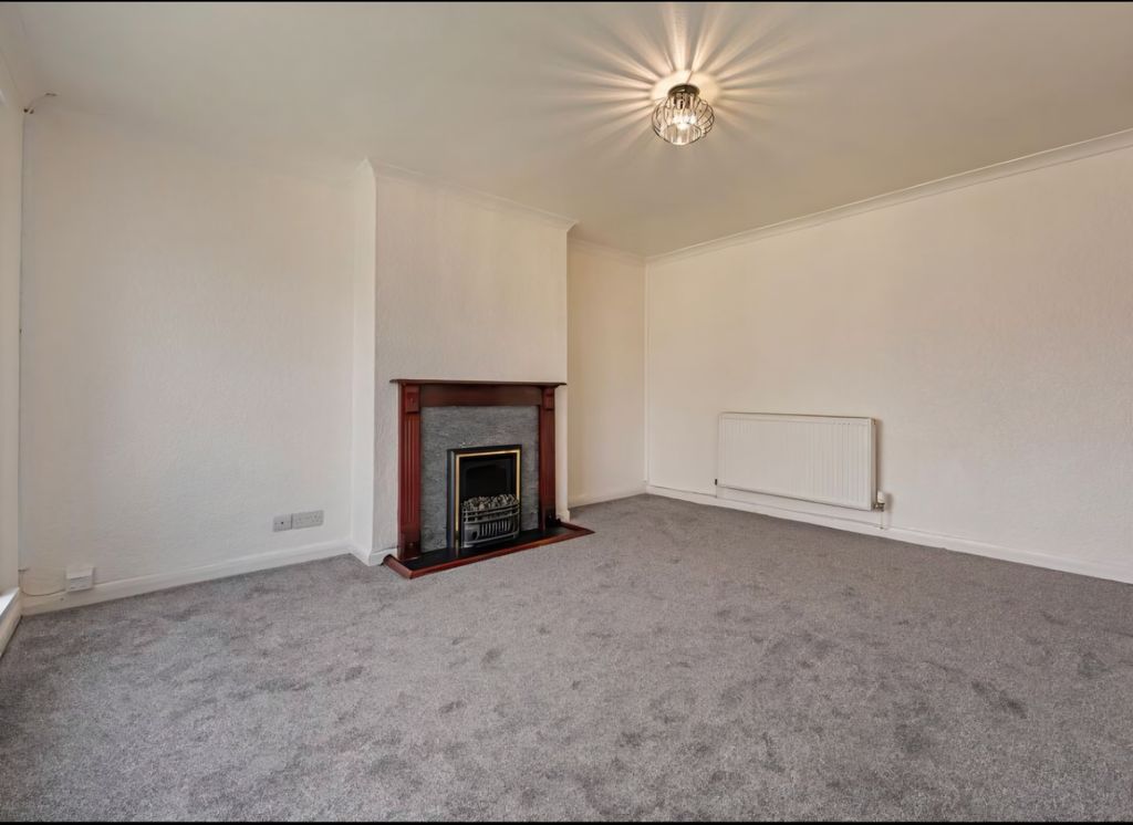 Additional image 3 of 2 bed flat to rentAlmond Drive, Newport NP20