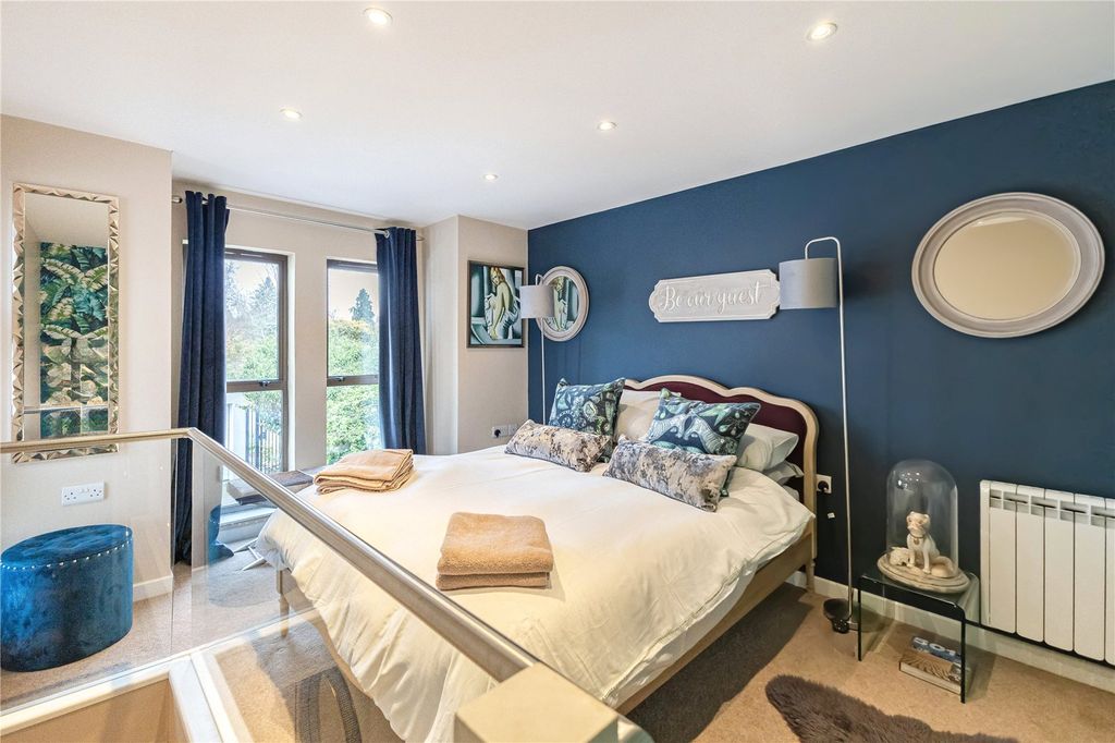 Additional image 28 of 4 bed detached house to rentOxford Walk, Cheltenham, Gloucestershire GL52