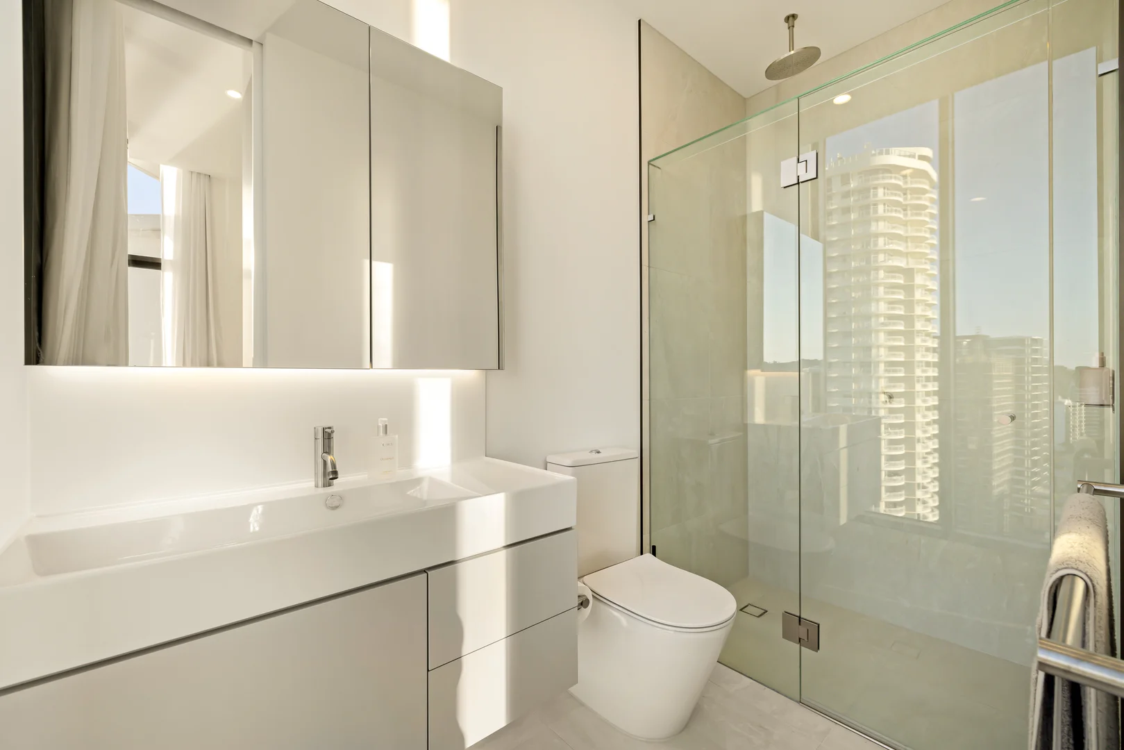 Additional image 13 of 1701/112 The Esplanade, Burleigh Heads QLD 4220