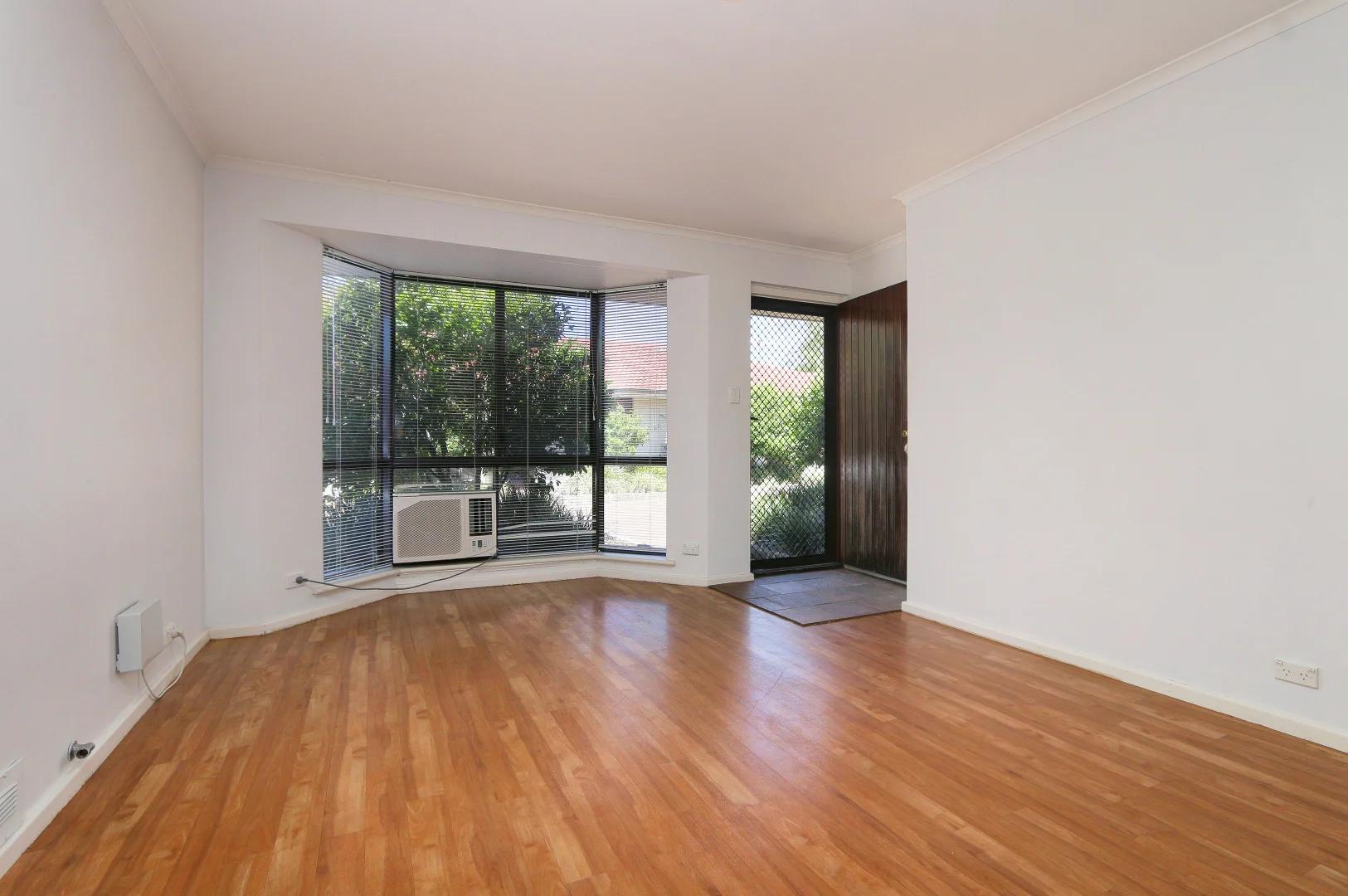 Additional image 6 of 2/2 Lakeside Tce, Mount Pleasant WA 6153