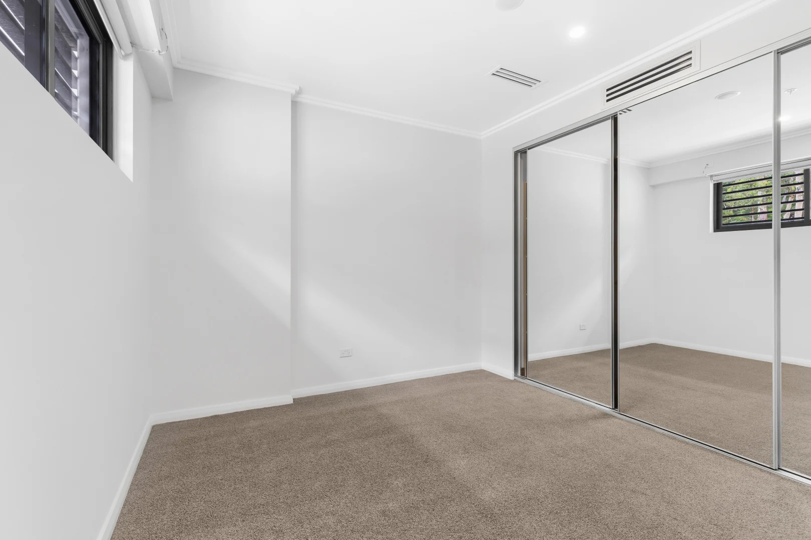 Additional image 6 of 370 Old Northern Rd, Castle Hill NSW 2154