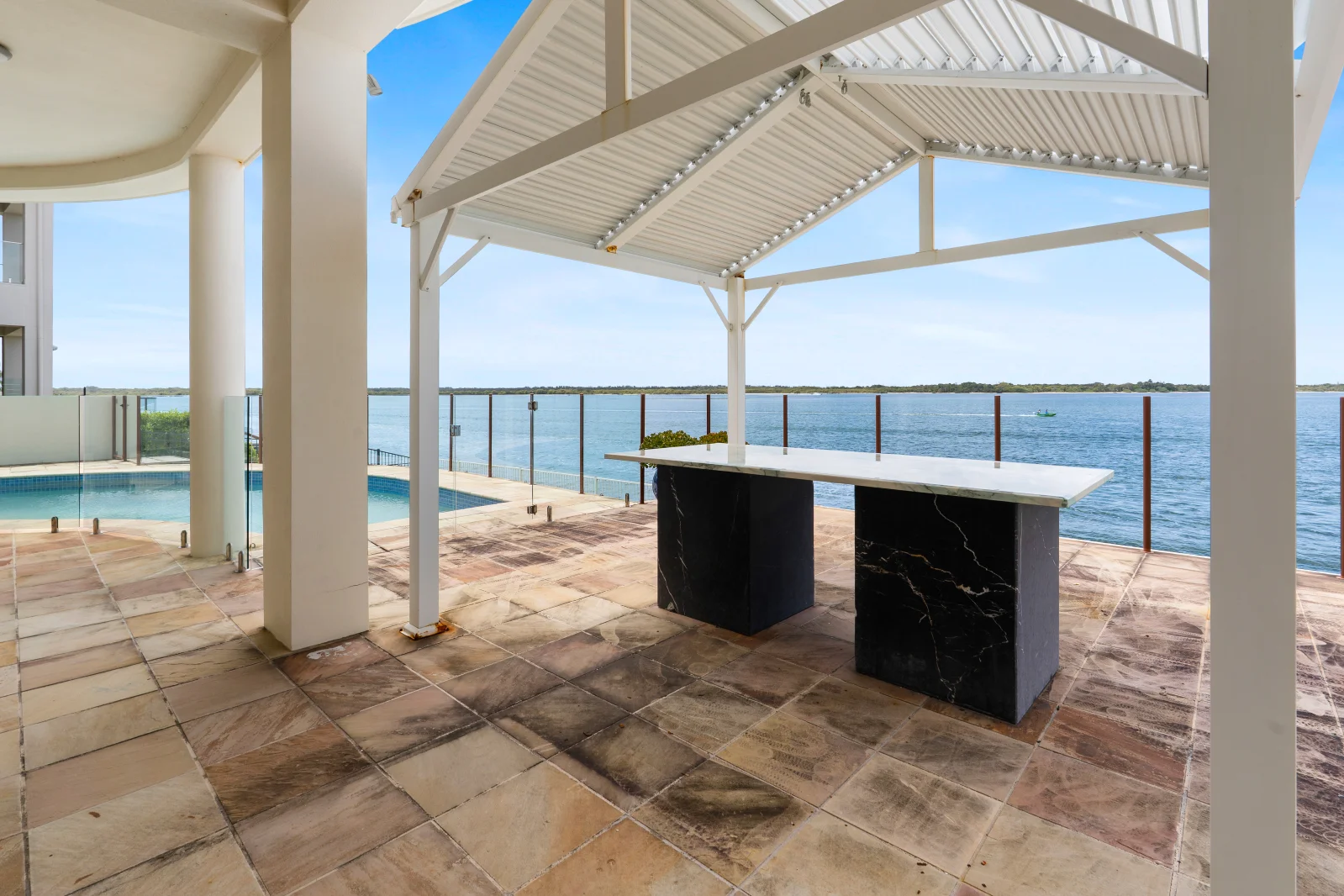 Additional image 31 of 37 King Arthurs Court, Paradise Point QLD 4216