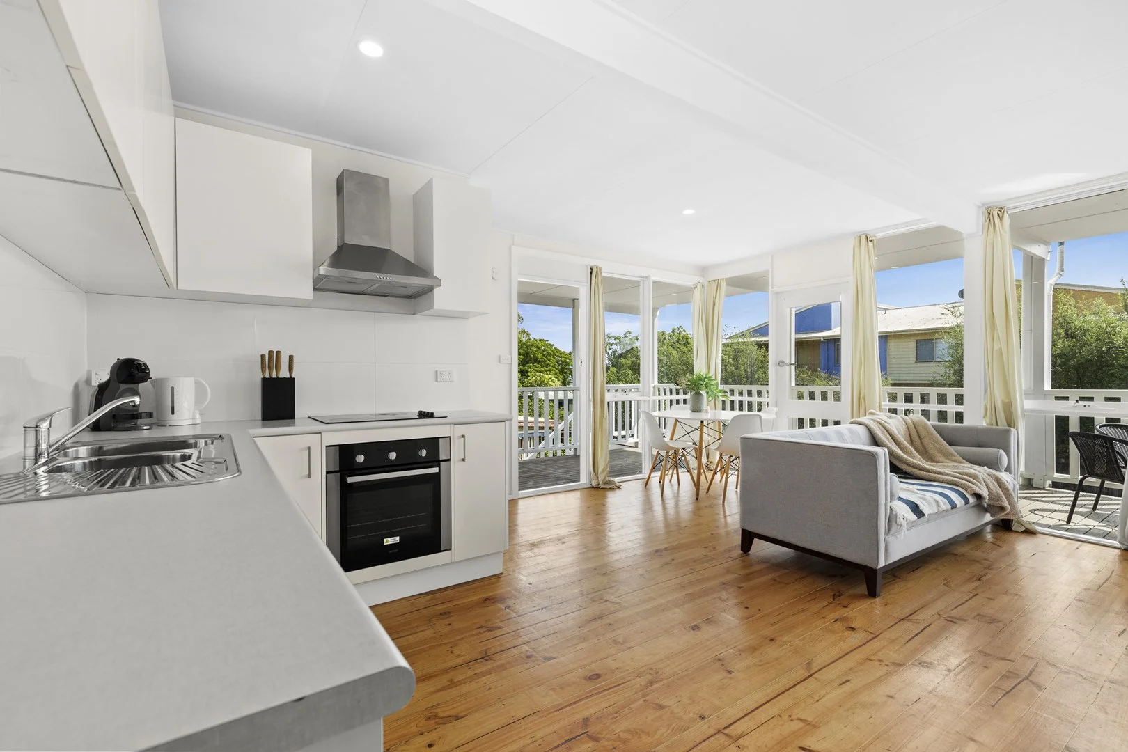 22 Matthew Parade, Batehaven NSW 2536 photo 2