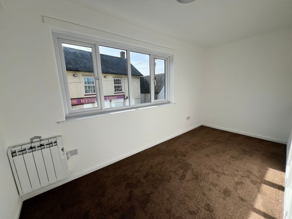 Additional image 6 of 2 bed flat to rentHigh Street, Williton, Taunton, Somerset TA4