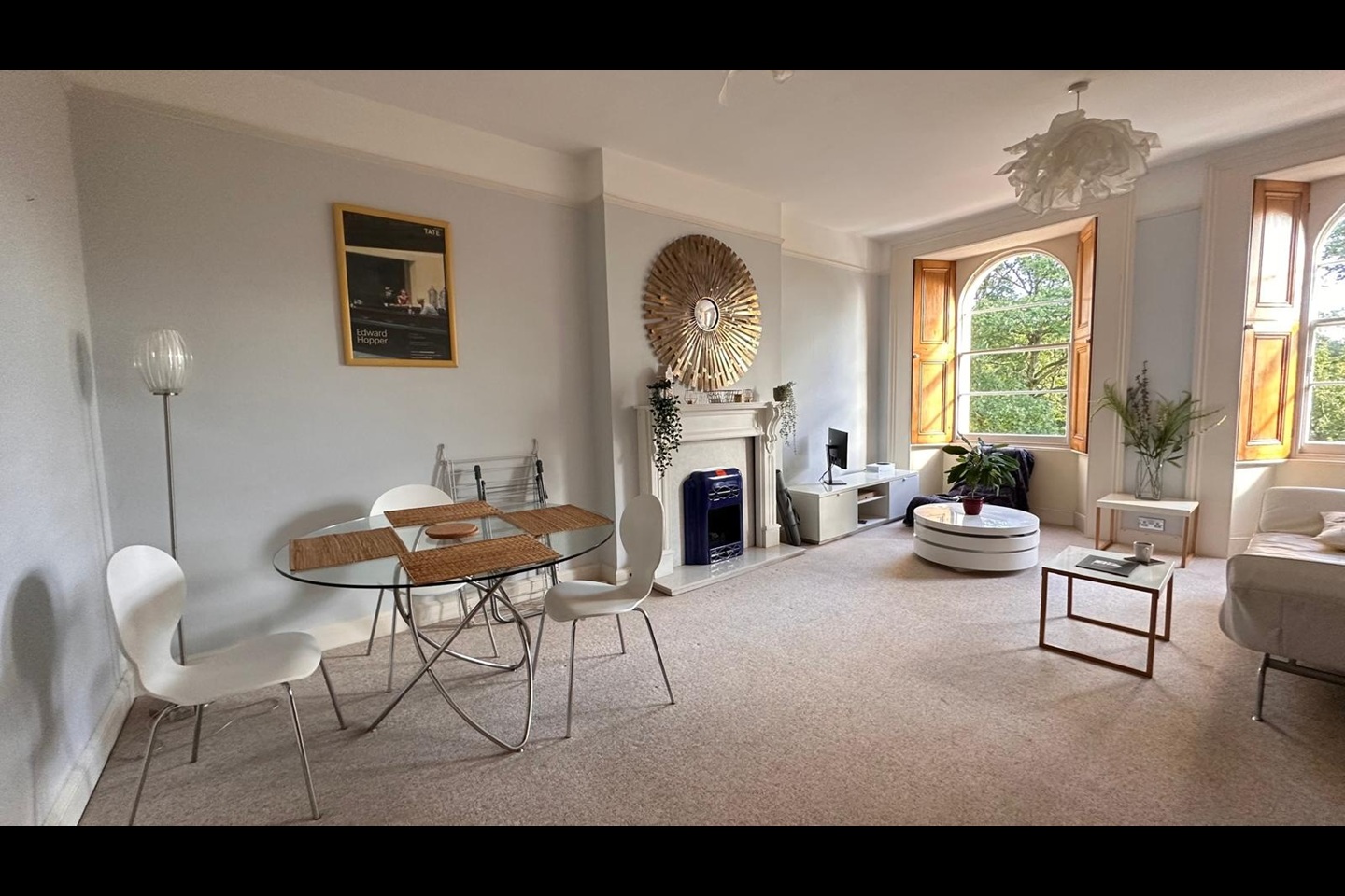 2 Bed Flat, Victoria Square, BS8, N1 7GU photo 2