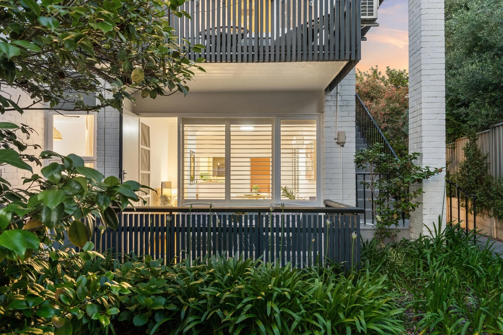 5/4 Richardson Avenue, Claremont WA 6010
