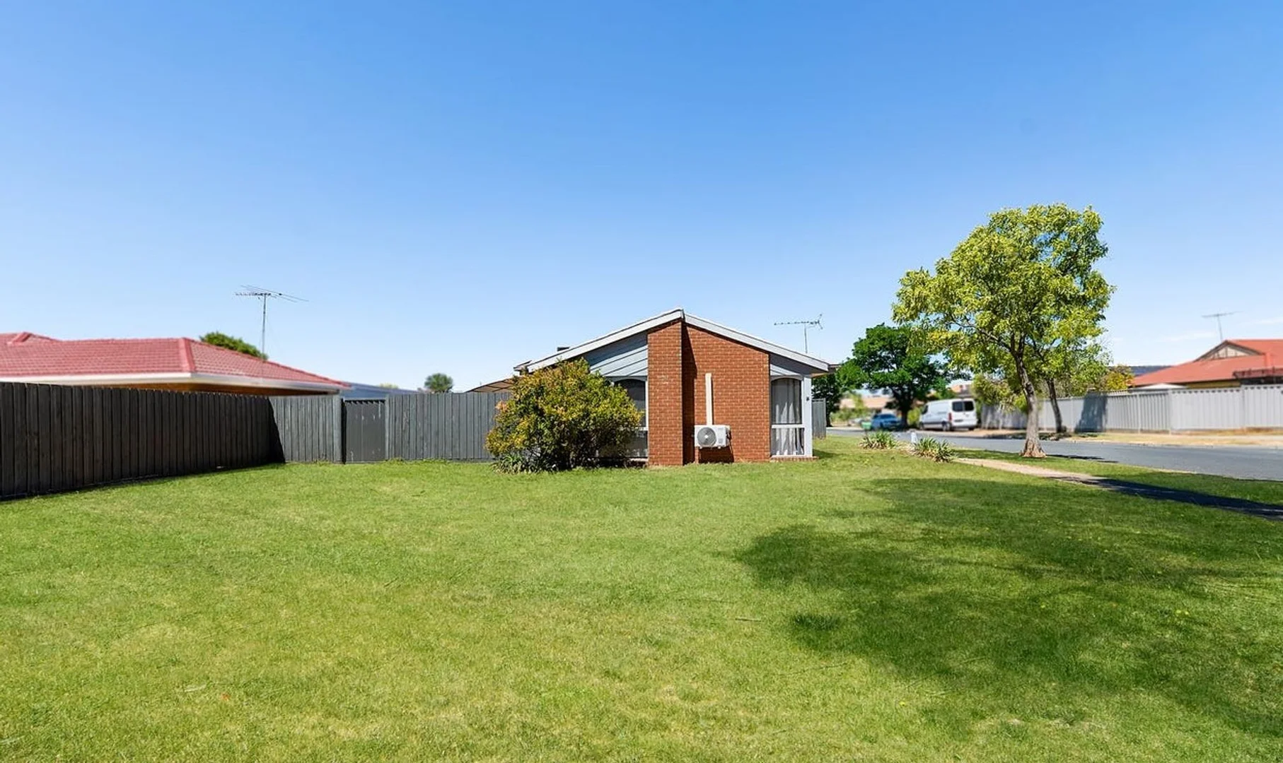 Additional image 14 of 14 Simon Court, Brookfield VIC 3338