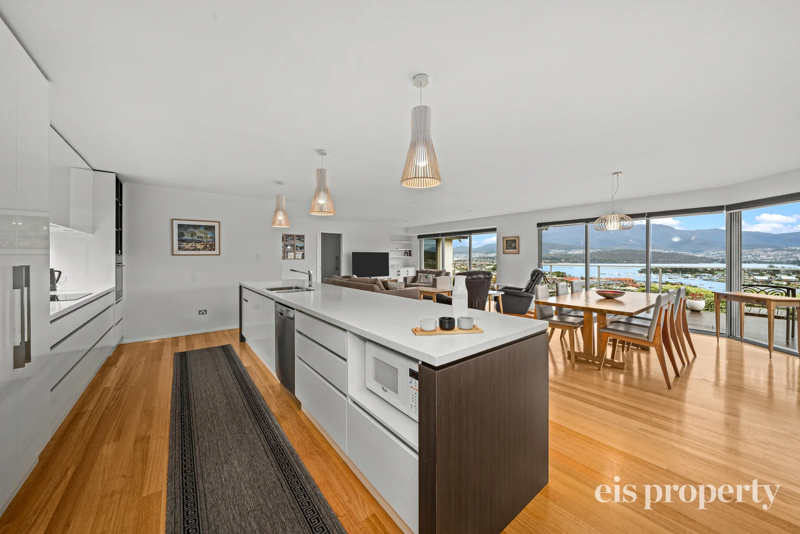 Additional image 2 of 7 Sabrina Court, Lindisfarne TAS 7015