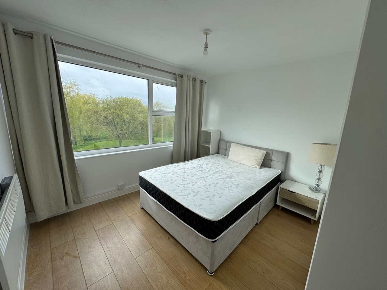 Room in a Shared Flat, Belland Drive, BS14, N1 7GU