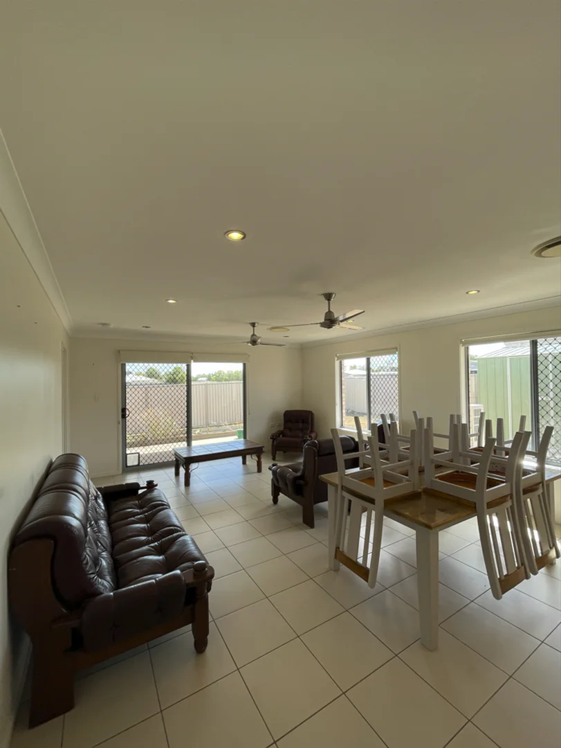 Additional image 2 of 30 Bridgeman Parade, Chinchilla QLD 4413