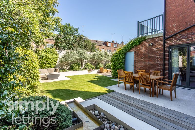 Additional image 3 of 8 bed property to rentPalmeira Avenue, Hove BN3