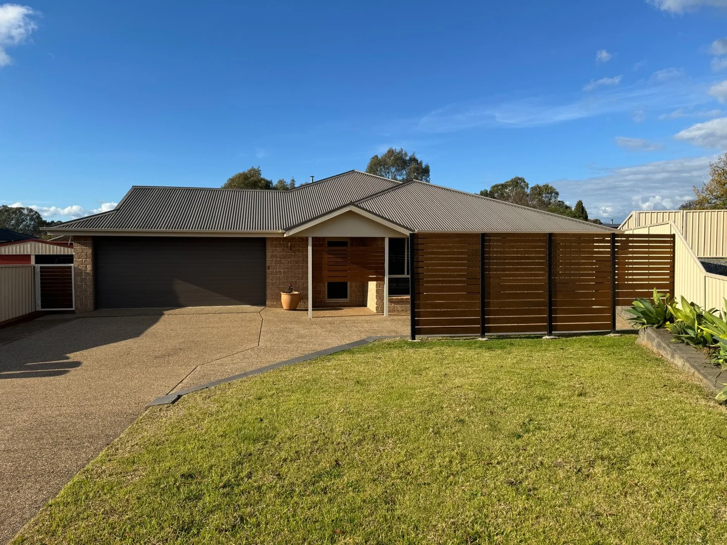 33 Jeffery Circuit, Tumut NSW 2720