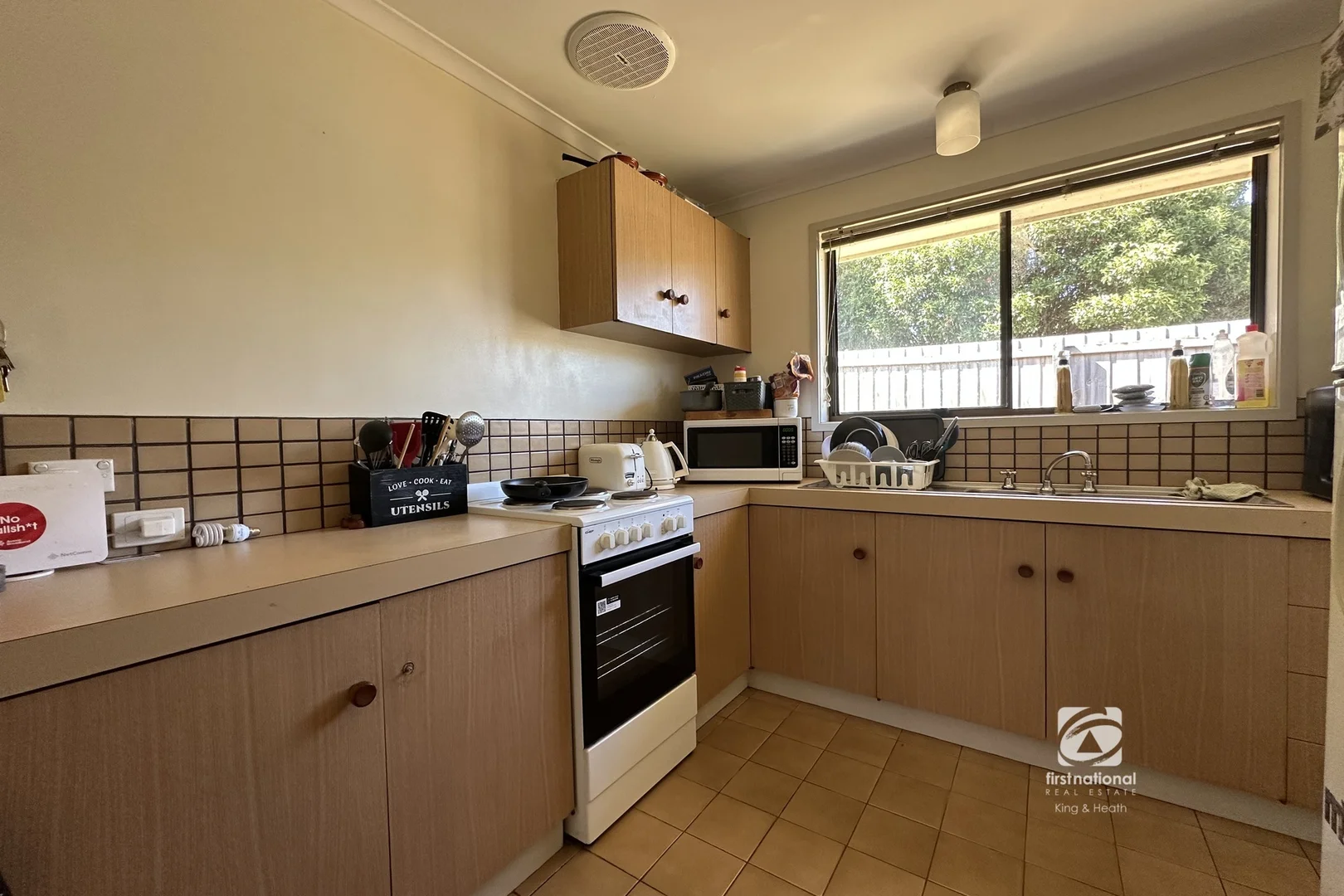 2/45 Princes Highway, Bairnsdale VIC 3875 photo 3
