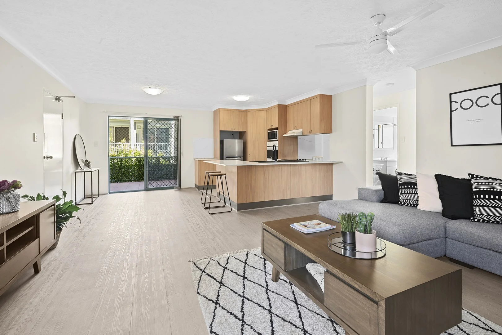 4/2340 Gold Coast Highway, Mermaid Beach QLD 4218