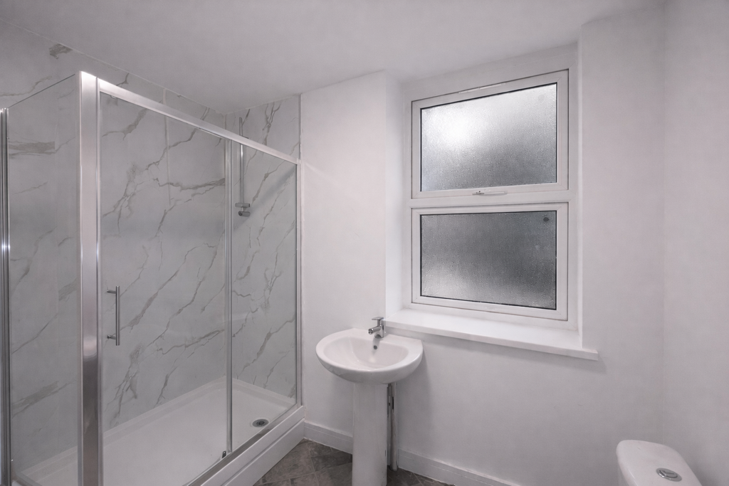 Additional image 2 of 2 bed flat to rentCommercial Street, Newport NP20