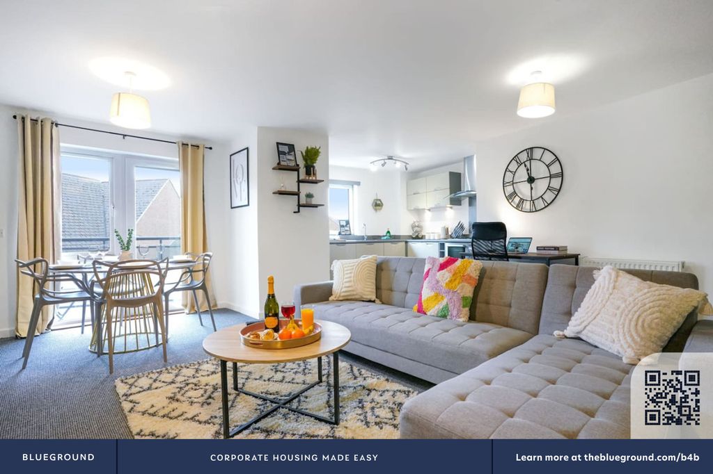 2 bed flat to rentNorthampton District NN1 photo 5