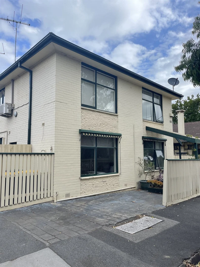 Additional image 5 of 2/33 Clarke St, Elwood VIC 3184