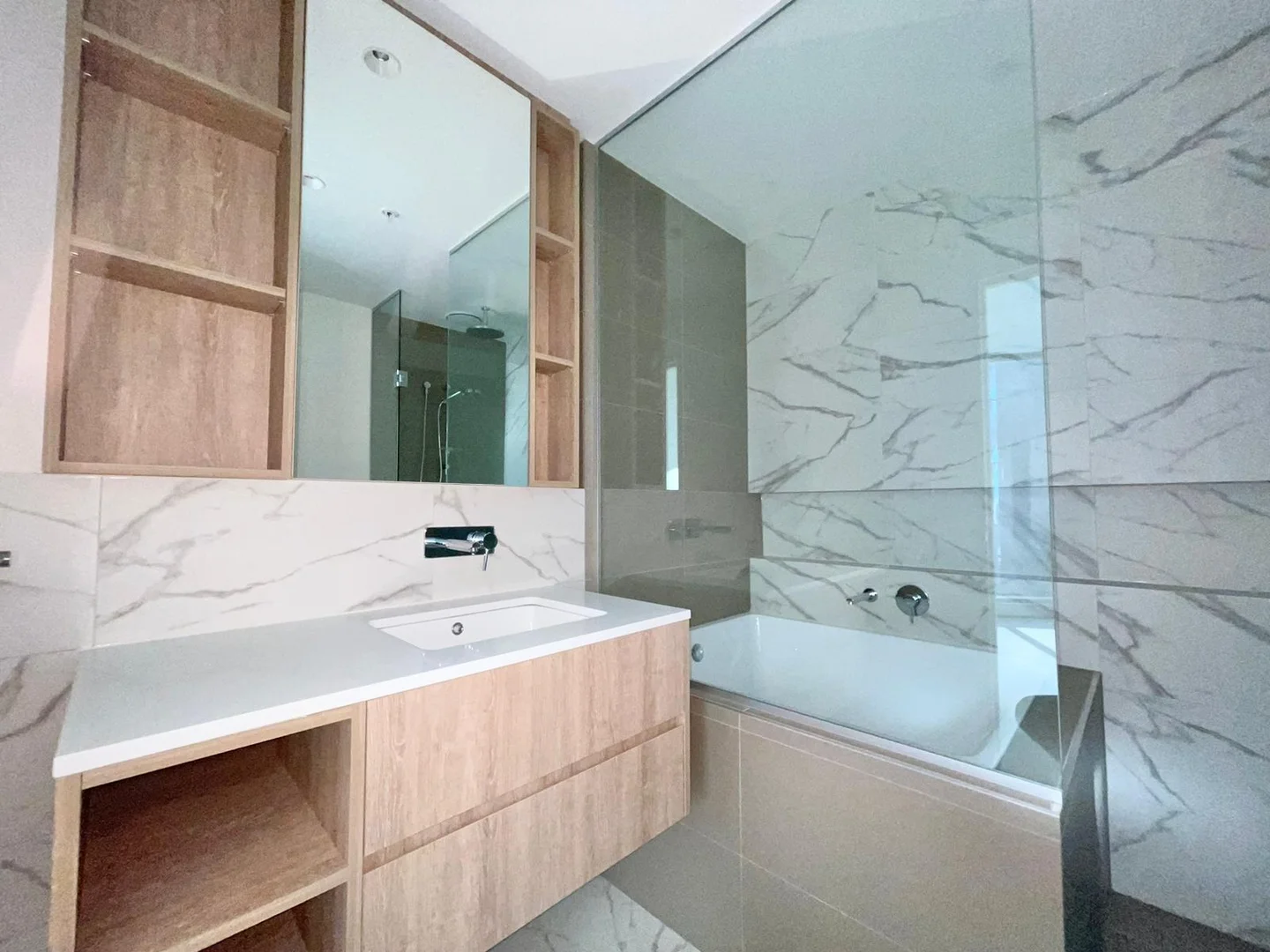 Additional image 5 of 2b2b/648 Lonsdale St, Melbourne VIC 3000